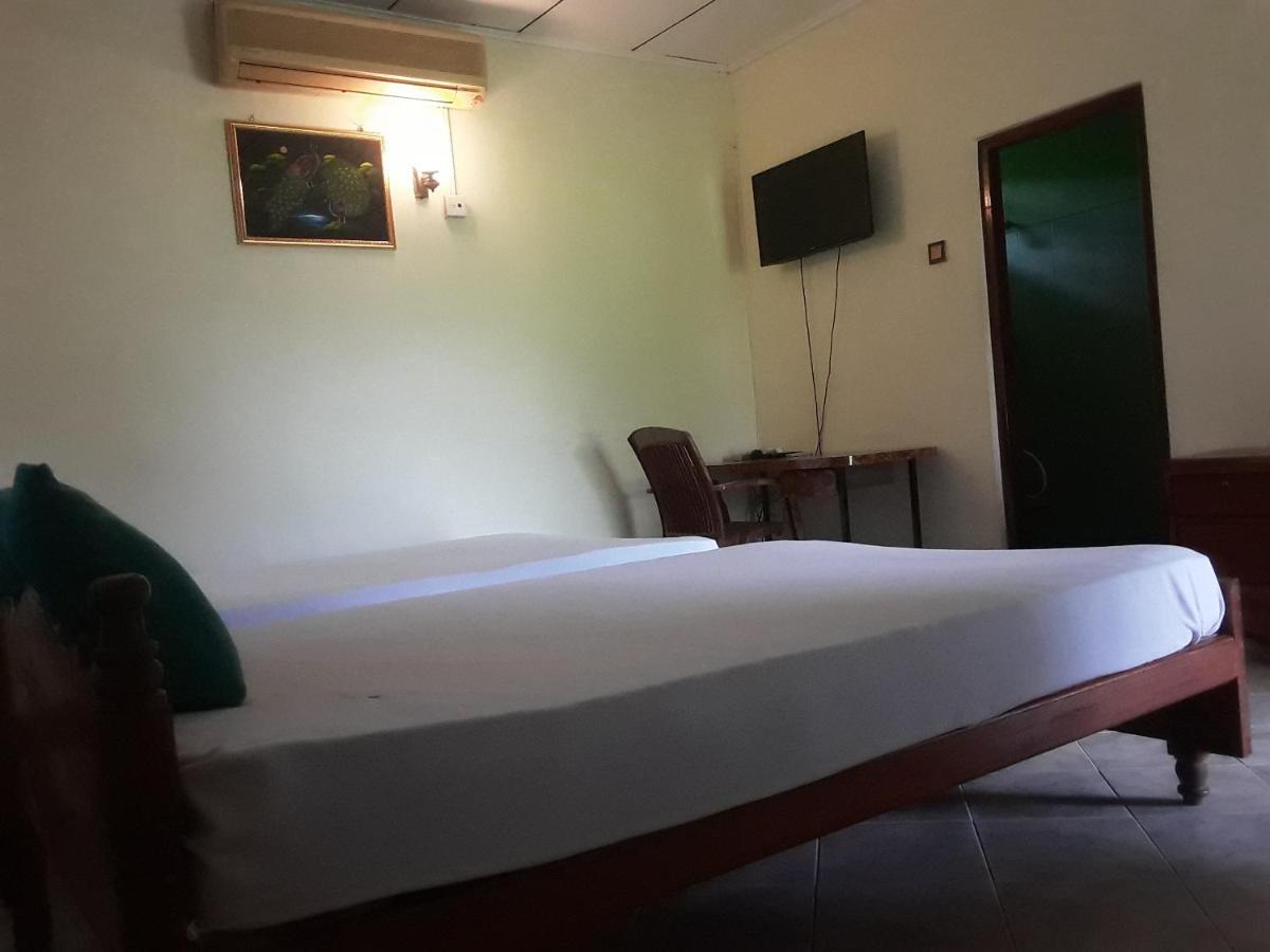 Hansika Guest Inn Buttala Luaran gambar