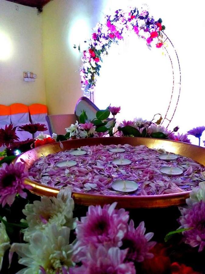 Hansika Guest Inn Buttala Luaran gambar